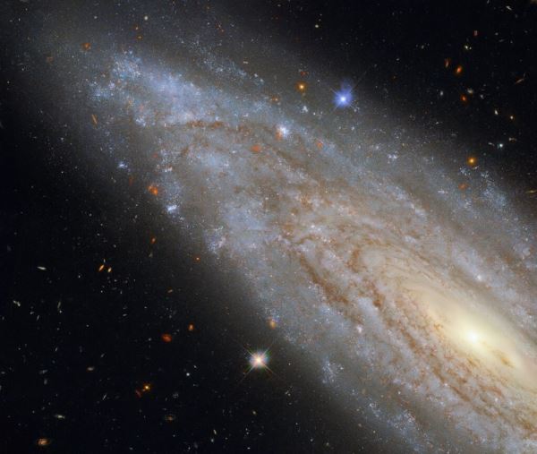 Галактика NGC 3254