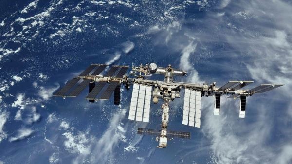Космическое недомогание: астронавты на МКС пожаловались на головную боль