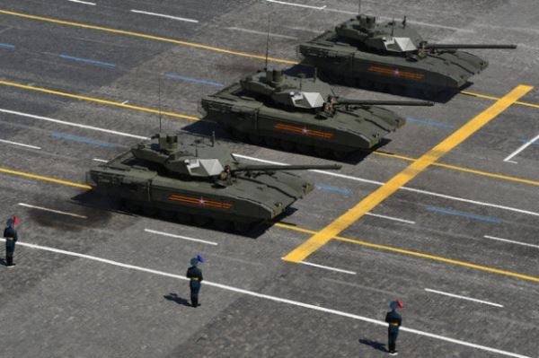 Названы десять главных преимуществ танка Т-14 "Армата"