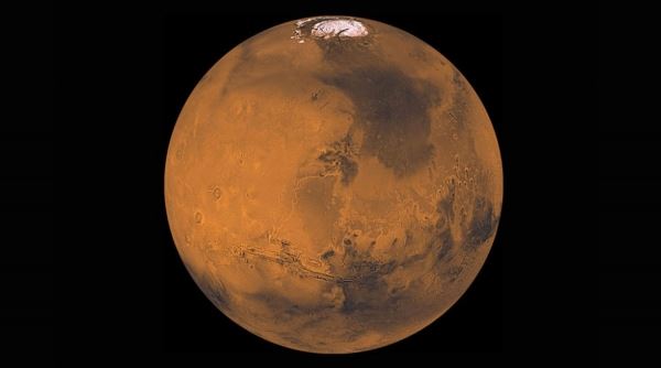 Радар нашел запасы воды на Марсе
