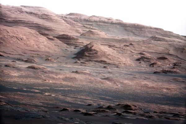 Радар нашел запасы воды на Марсе