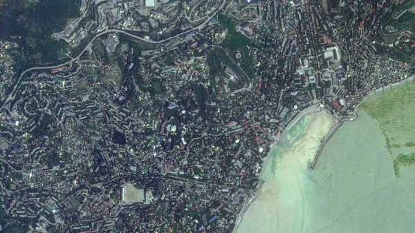 Роскосмос опубликовал снимки затопленной Ялты со спутника