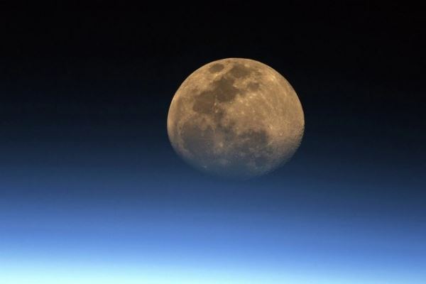 Россия и Китай представили план создания лунной станции