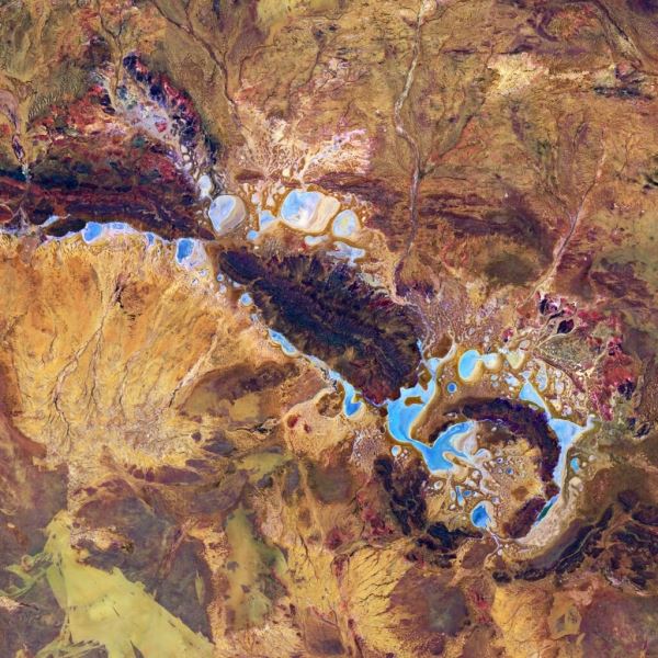 Спутник ESA сфотографировал австралийский кратер
